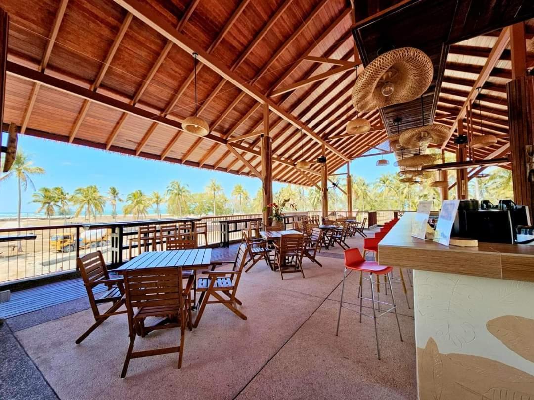 Borneo Beach & Mangrove Resort Tuaran Exterior foto